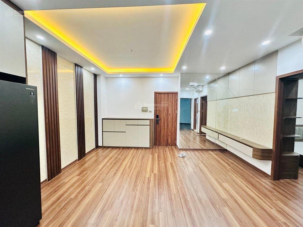 Bán căn hộ chung cư 68m2, 2 ngủ, mạc thái tổ, nam trung yên, cầu giấy. 5 tỷ.