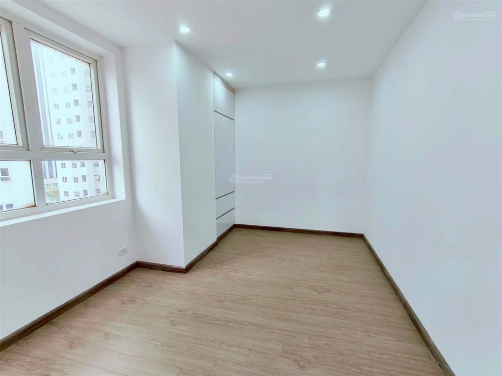 Cần bán căn hộ n06, 60m2, hơn 4 tỷ, 2 ngủ, trần quý kiên, trần đăng ninh, cầu giấy.