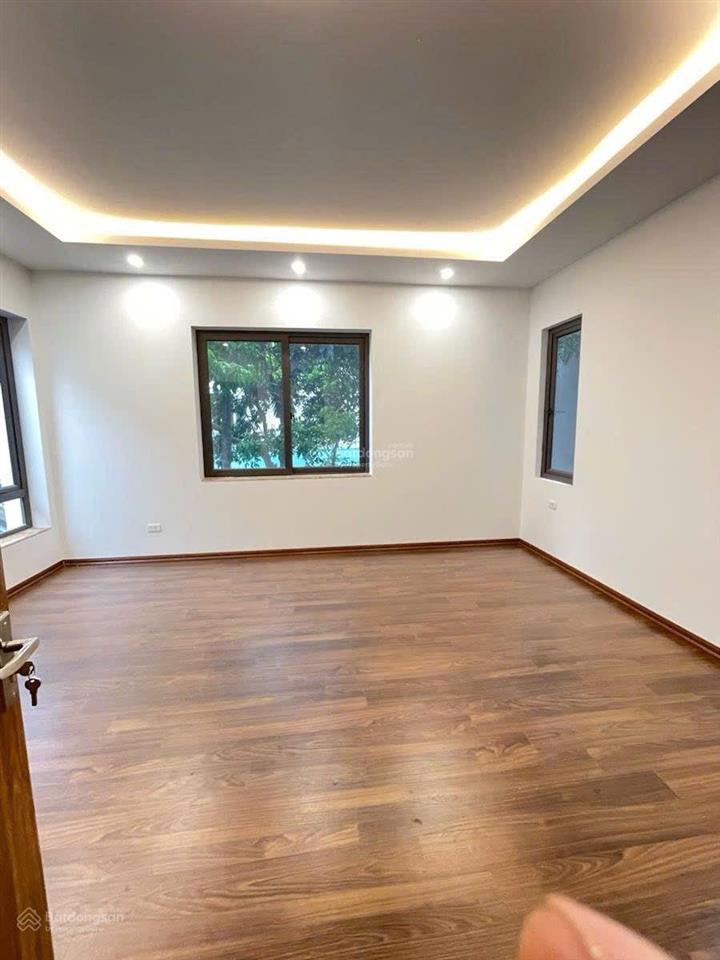 Chính chủ cho thuê nhà vũ phạm hàm, trung yên. dt 100m2 x 5 tầng