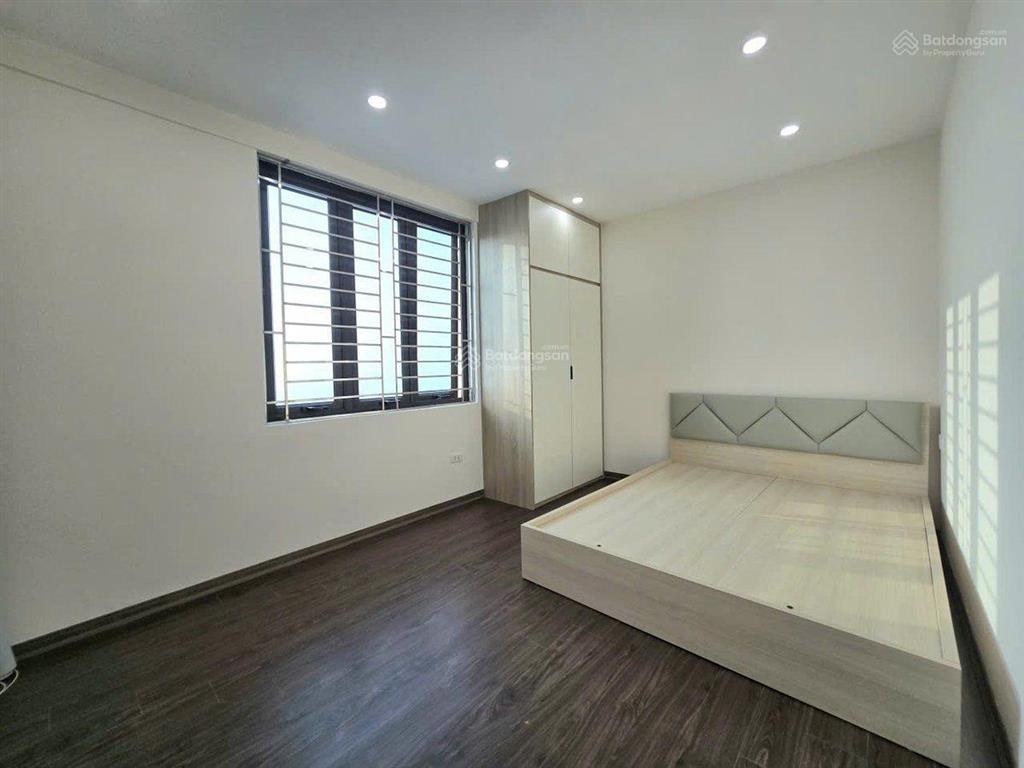 Chính chủ bán căn hộ 63m2, 2 phòng ngủ, 1 vs, 5 tỷ hoàng ngân, lê văn lương, hoàng đạo thúy.
