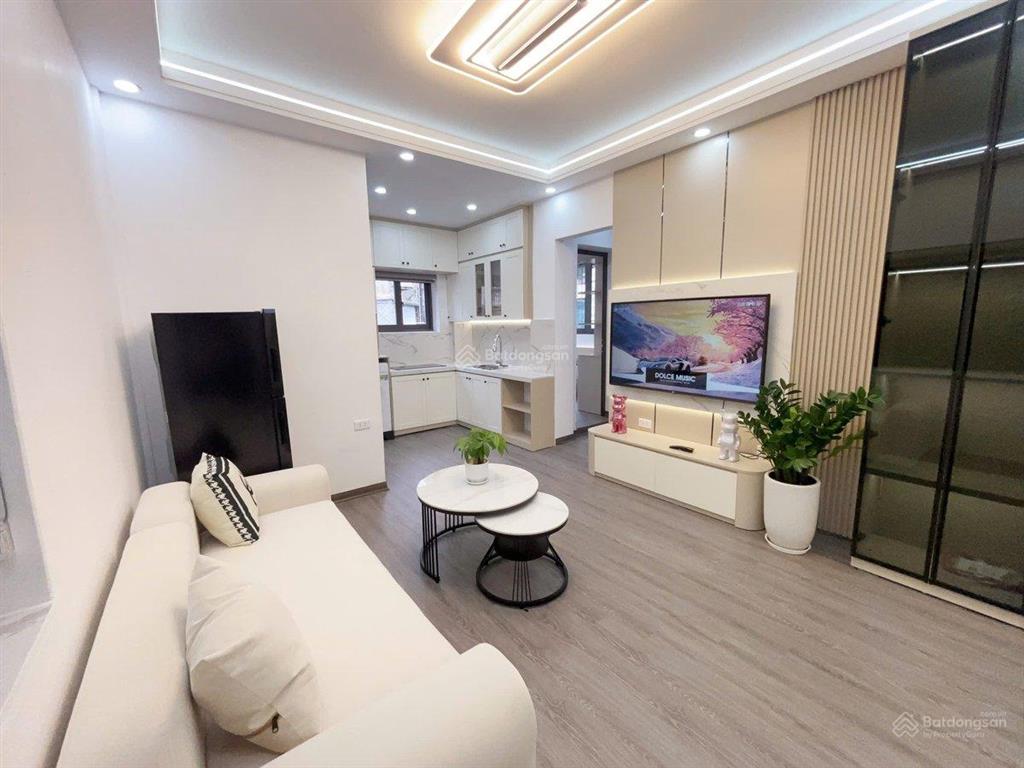 Chính chủ tôi cần bán căn hộ trung kính, vũ phạm hàm, yên hòa, cầu giấy, 85m2, 7.26 tỷ.