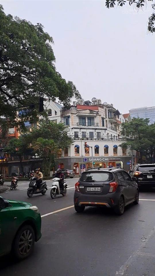 Chính chủ bán nhà mặt phố vũ trọng phụng. dt 87m2 x 7t, 1 hầm để xe, có thang máy. kinh doanh đỉnh.