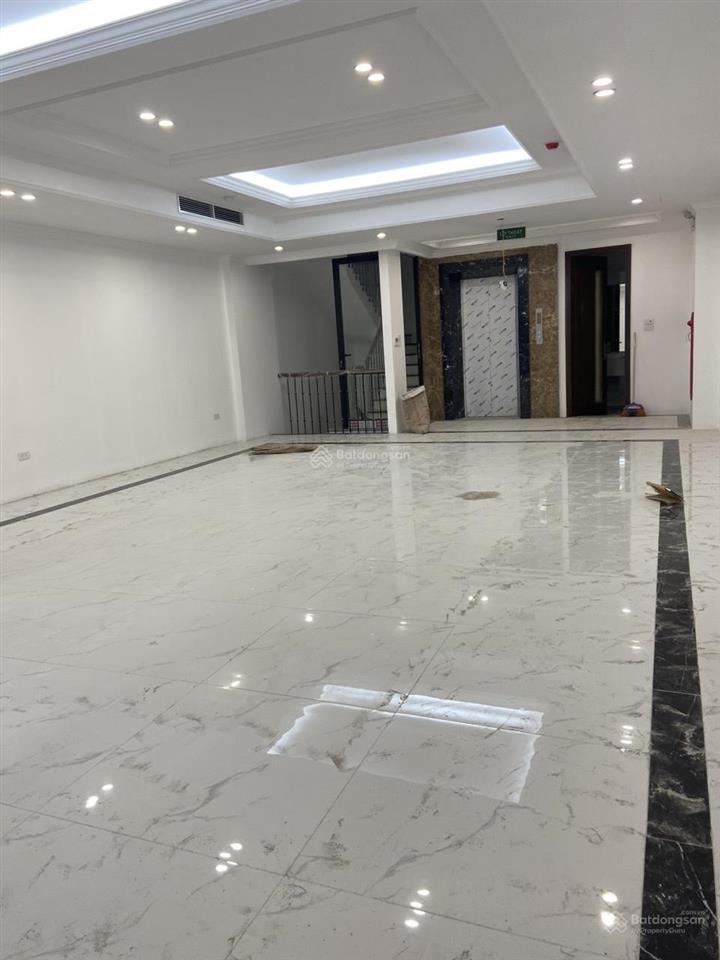 Chính chủ cho thuê nhà phố trần kim xuyến dt 90m2 x 7 tầng mt 6m, thông sàn thang máy giá 65 triệu