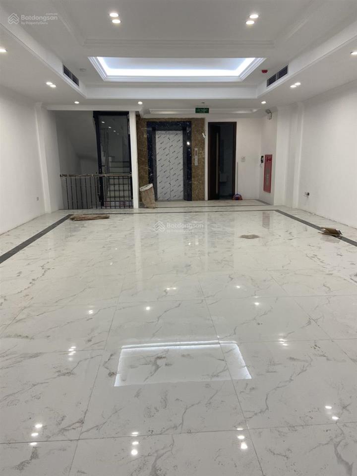 Cho thuê biệt thự số 20a xuân quỳnh, trung yên, trung hòa dt 150m2 x 5 tầng thông sàn thang máy