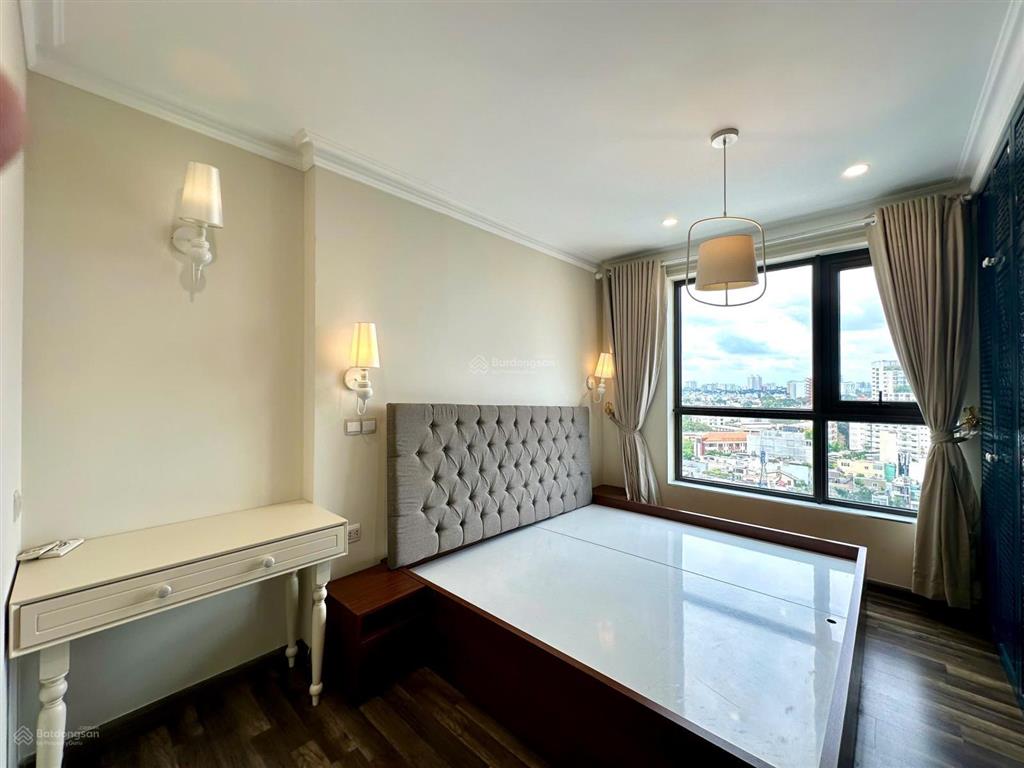 Chính chủ cần bán căn hộ hà đô centrosa 2pn  2vs (87m2) khu jasmine, giá 9.7 tỷ