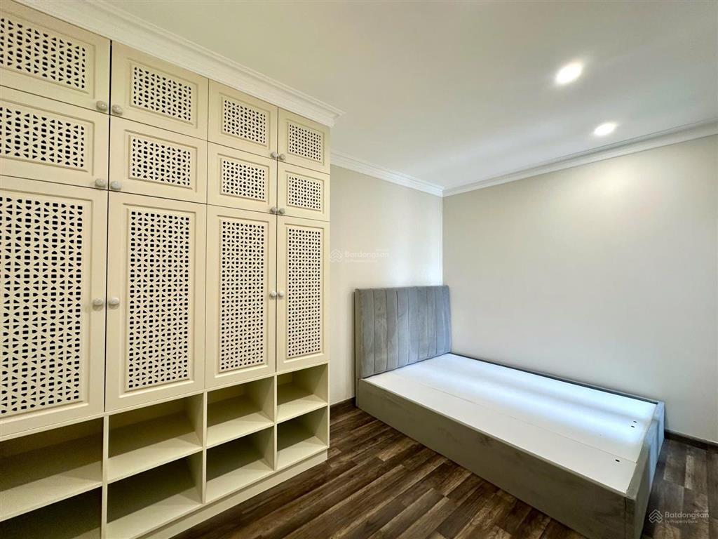 Chính chủ cần bán căn hộ hà đô centrosa 2pn  2vs (87m2) khu jasmine, giá 9.7 tỷ
