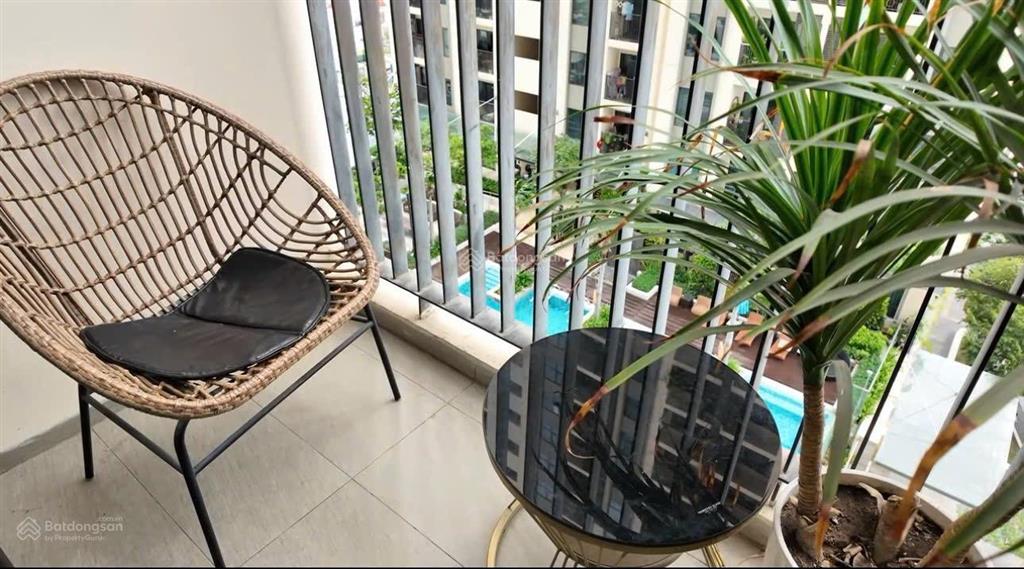 Cho thuê căn hộ hà đô centrosa 2pn 79m2 dọn vào ở ngay, giá 22 triệu/ tháng full nội thất như hình