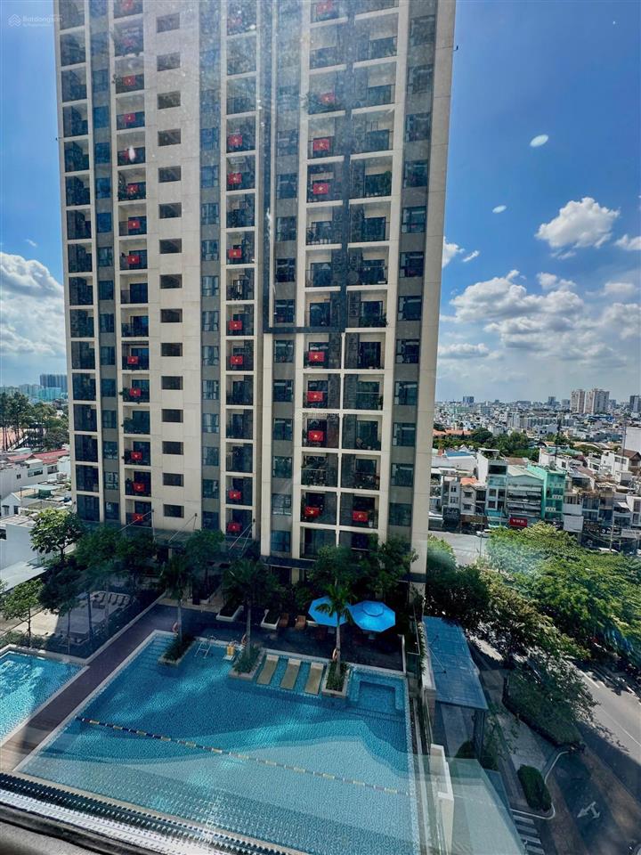 Cho thuê căn hộ hà đô centrosa 2pn 79m2 dọn vào ở ngay, giá 22 triệu/ tháng full nội thất như hình