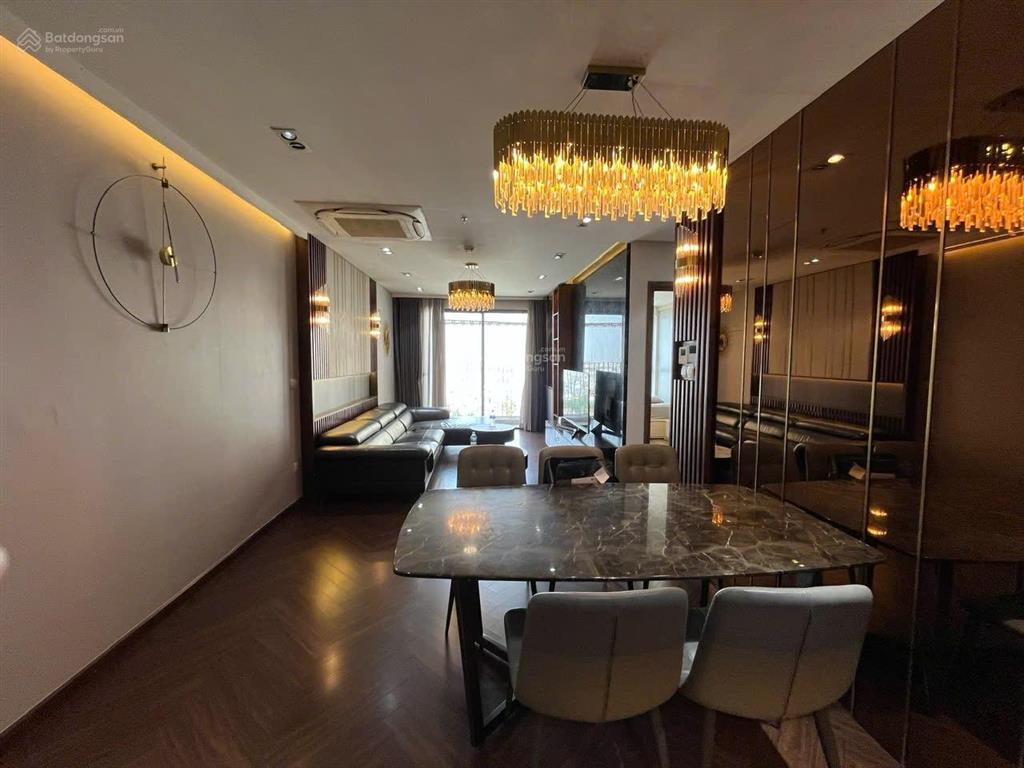 Cần cho thuê căn hộ hado centrosa 3pn 108m2 full nội thất như hình.