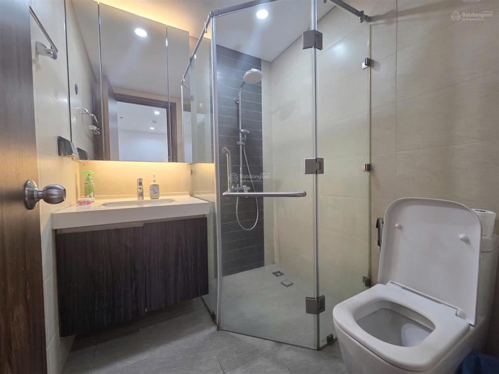 Dọn vào ở ngay, trống sẵn 1pn hado centrosa giá chỉ 17 triệu/tháng