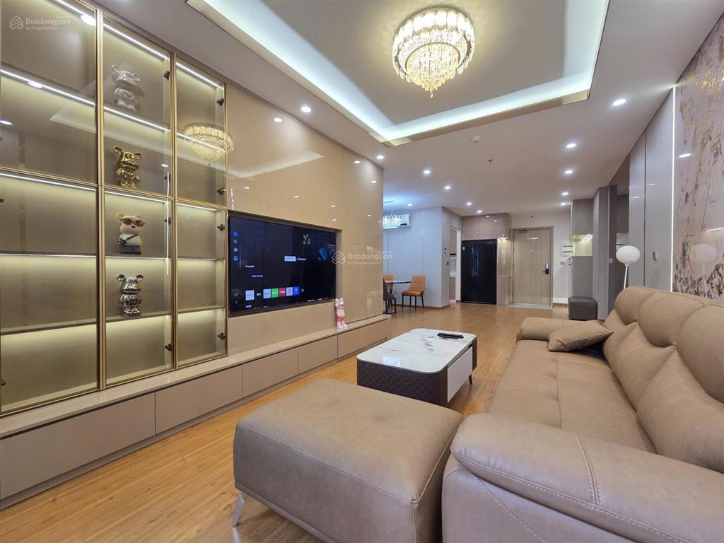 Kẹt tiền bán gấp cho khách thiện chí 2pn+ 107m2 giá 12.5 tỷ (bao hết). xem nhà 0901 116 ***