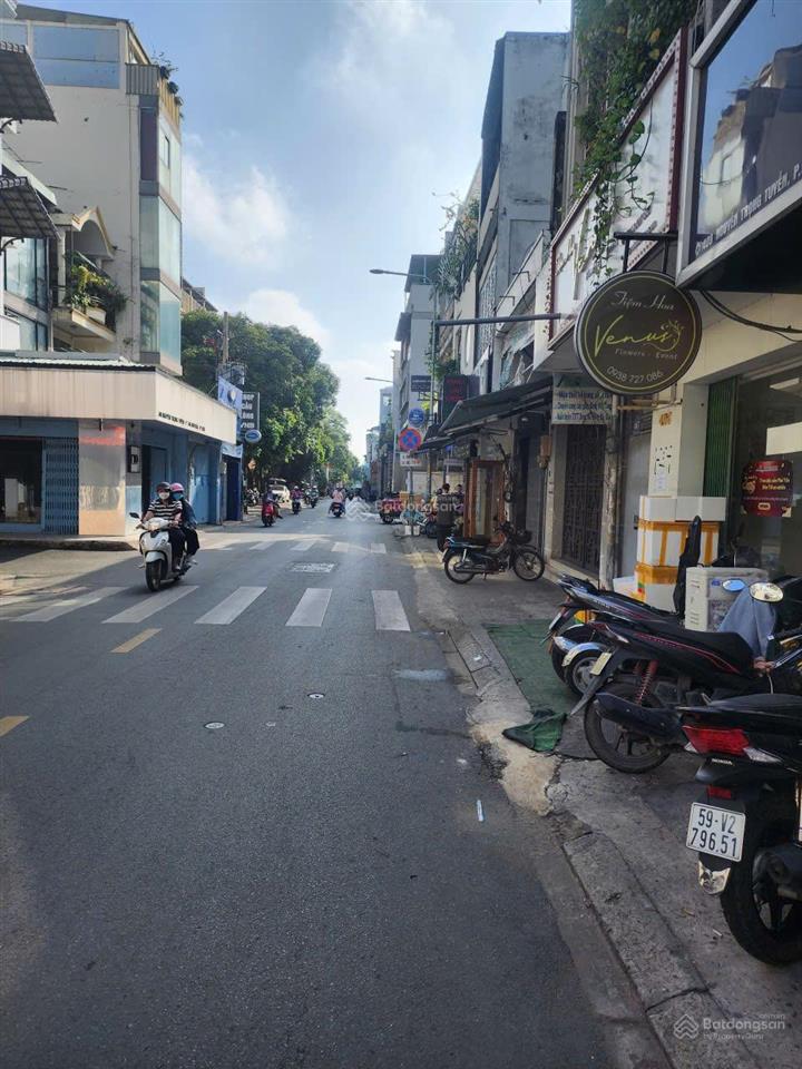 Chính chủ bán gấp nhà mặt tiền nguyễn trọng tuyển  tân bình  giá chỉ 13 tỷ