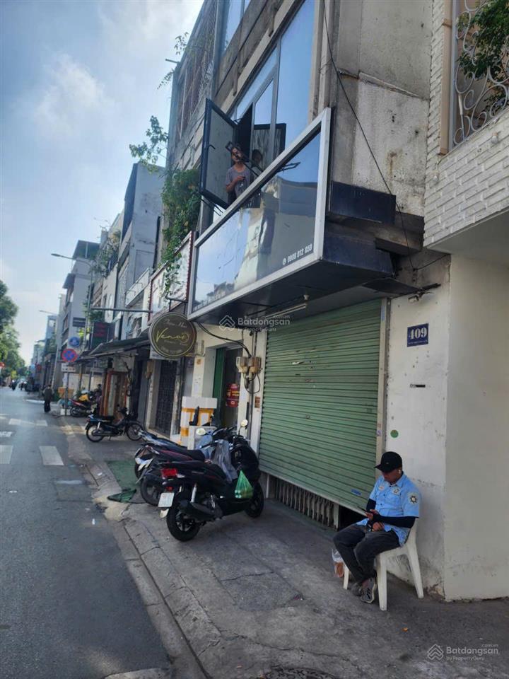 Chính chủ bán gấp nhà mặt tiền nguyễn trọng tuyển  tân bình  giá chỉ 13 tỷ