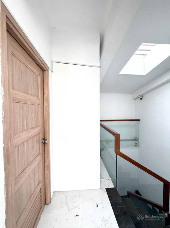 Hẻm 7m xe tải tránh nhà 4 tầng ngang 5.4m 6pn cho thuê 12tr lk4  5 bhhb