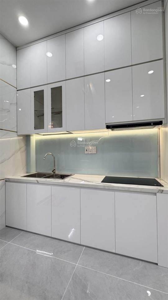 Nhà góc 4x12m, 2 tầng btct hẻm 5m thông ông ích khiêm, 7.4 tỷ không lộ giới
