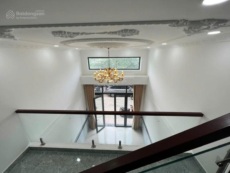 Nhà 6 tầng lạc long quân, quận 11 hẻm xe hơi 7 chỗ vào nhà  thu nhập sẵn 20 triệu/tháng