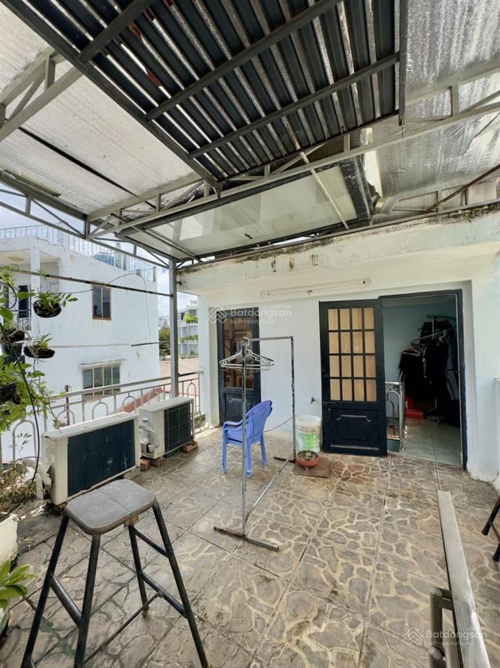 Tôn thất hiệp, nhà 4 tầng, lô góc thông thoáng. 36m2 ~ 4,9 tỷ