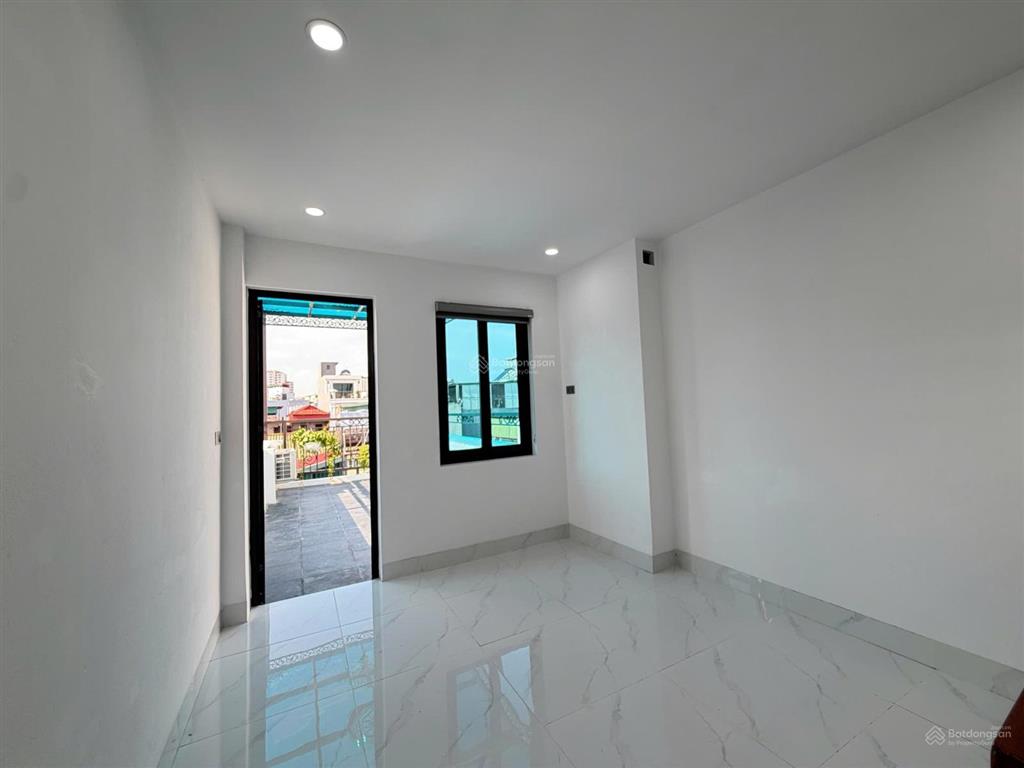 Bán nhà 42 ngõ đình đông bạch mai hai bà trưng