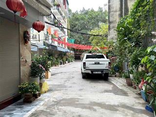 Bán nhà ngọc thuy, 35m, 7choox đỗ cửa,mới tinh,nội thất sang sịn,9xty