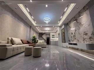 Bán nhà ngọc thụy, thang máy, phun nội thất, 66m , 4 ngủ, mới tinh, 12xty