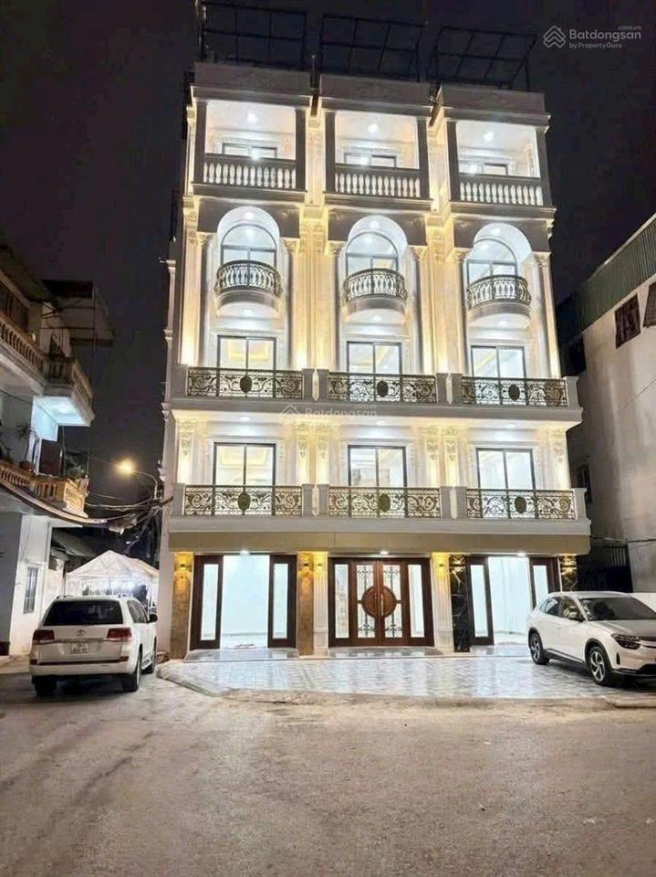Bán nhà tư đình, 40m ,thang máy , ga ra ô tô, kinh doanh đa dạng, 13xty