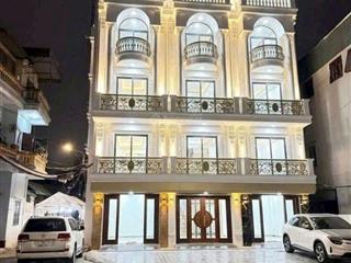 Bán nhà tư đình, 40m ,thang máy , ga ra ô tô, kinh doanh đa dạng, 13xty