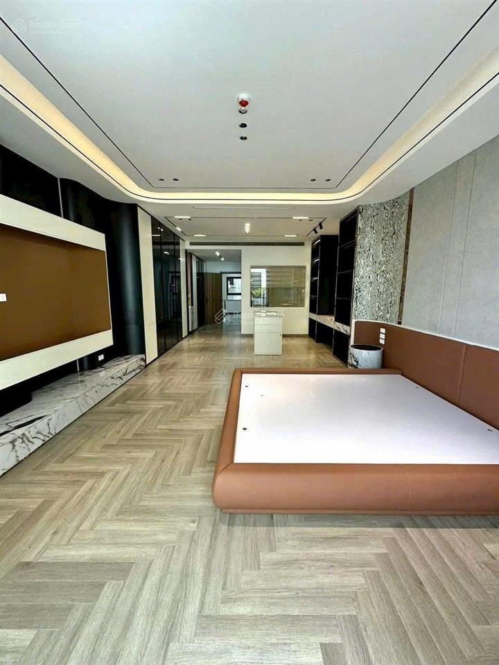 Tái định cư ngọc thụy, 58m, thang máy, vỉa hè , ô tô tránh , kinh doanh đa dạng, 25xty