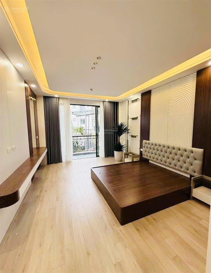 Bán nhà thượng thanh, thang máy, 55mmt4.2m, 4 ngủ , nội thất sang sịn, 10.5 tỷ