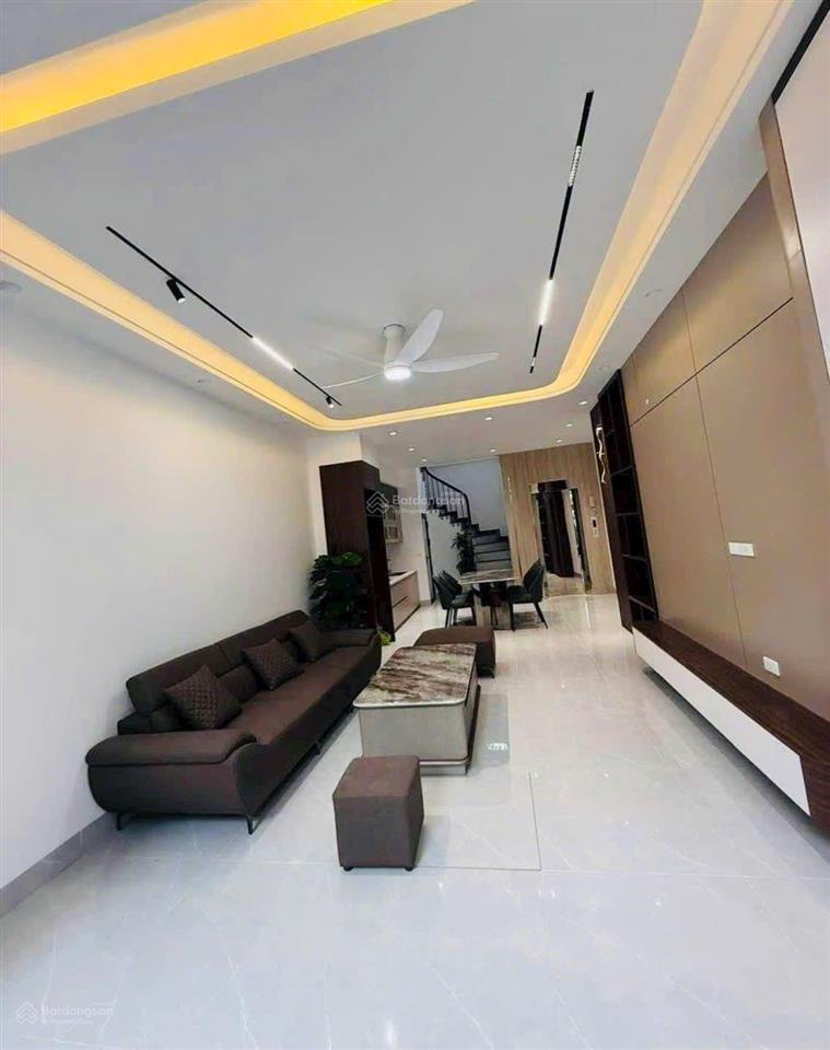 Bán nhà thượng thanh, thang máy, 55mmt4.2m, 4 ngủ , nội thất sang sịn, 10.5 tỷ