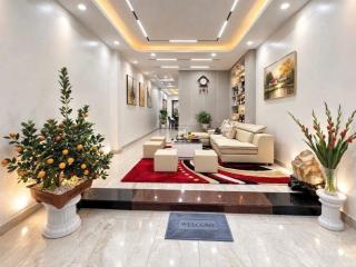 Bán nhà nguyễn sơn, 60m , 5 ngủ, thang máy, phun nội thất, 15m ra ô tô tránh, 13xty