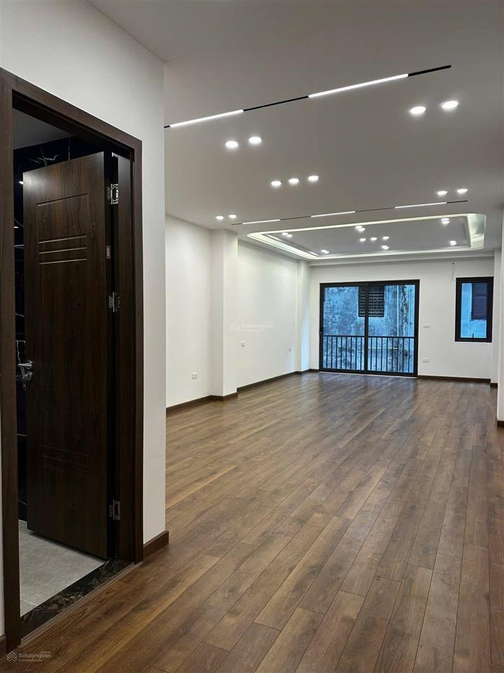 Bán nhà nguyễn sơn, 78m ,thang máy, ga ra ô tô , mới tinh, 20xty
