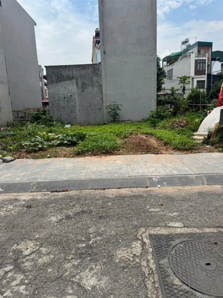 E cần bán đất tđc đặng vũ hỷthanh am, 75mmt 5.7m, vỉa hè , đường 13.5m, 16 xty