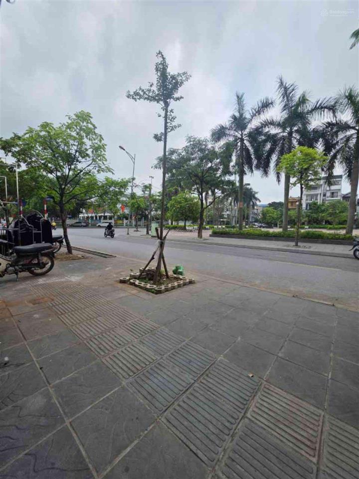 E cần bán đất tđc đặng vũ hỷthanh am, 75mmt 5.7m, vỉa hè , đường 13.5m, 16 xty