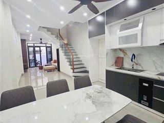 Bán nhà sài đồng, 55m , 4 ngủ, phun nội thất, 15m ra mặt hồ mát mẻ, 8.2 tỷ