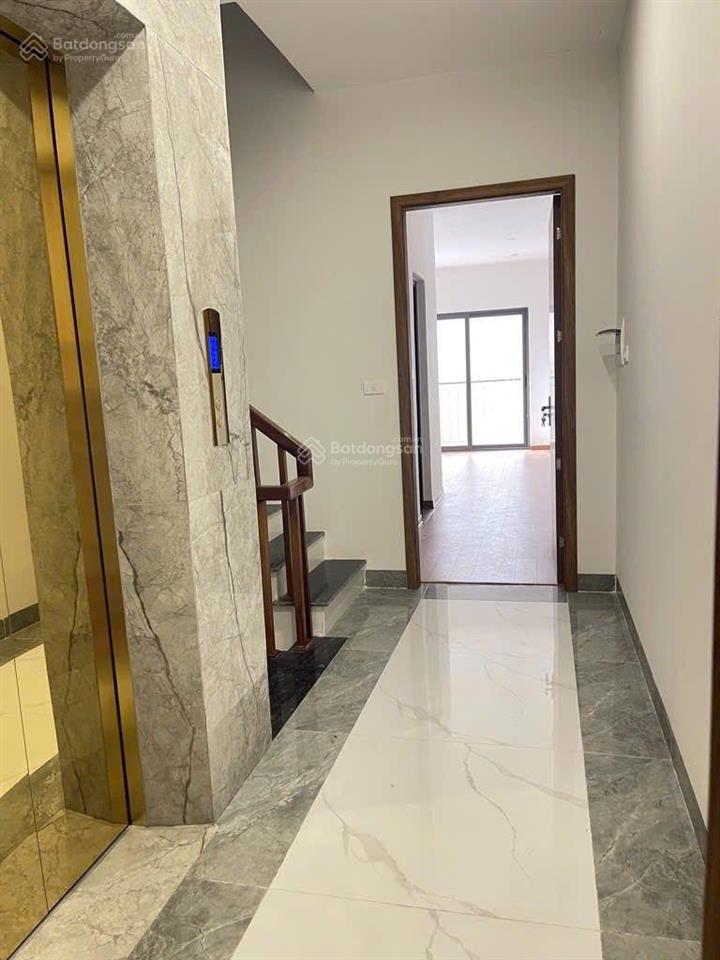 Bán nhà dân xây ngọc thụy, 75m , 6 ngủ, thang máy, ô tô đỗ cửa, 14xty