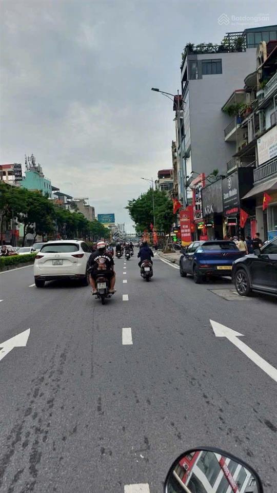 Bán nhà nguyễn văn cừ, 80m, thang máy , ga ra 2 ô tô, nội thất 5 sao, gần cầu chương dương, 26xty