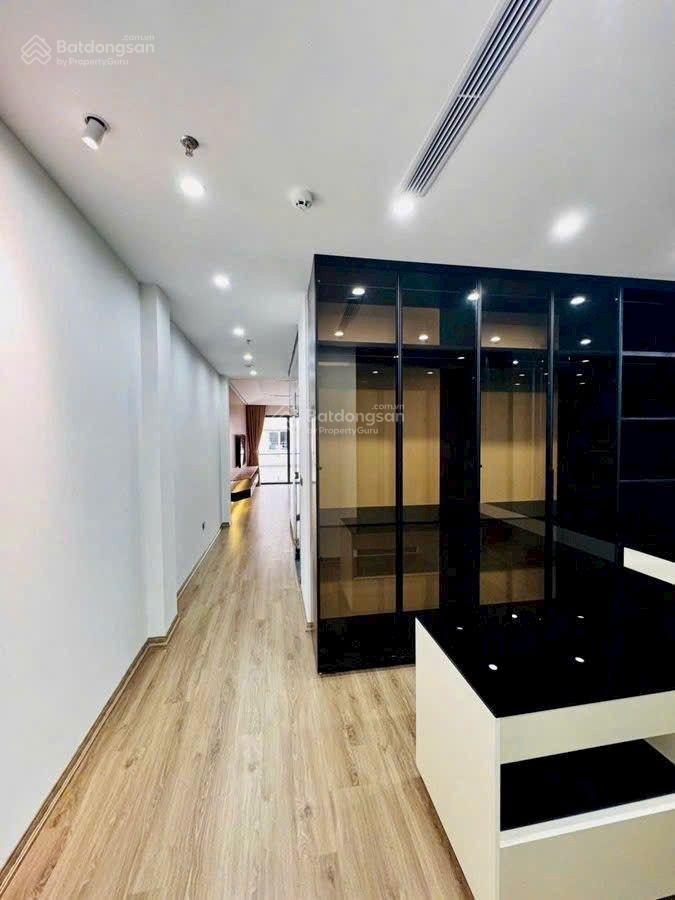Tòa 8 tầng mặt phố hoàng như tiếp, 85m, gần viện tâm anh , thang máy, vỉa hè rộng, kinh doanh