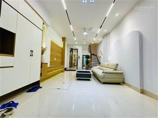 Nhà 7 tầng, ngọc thụy, 40m,thang máy, nội thất sang sin,9xty