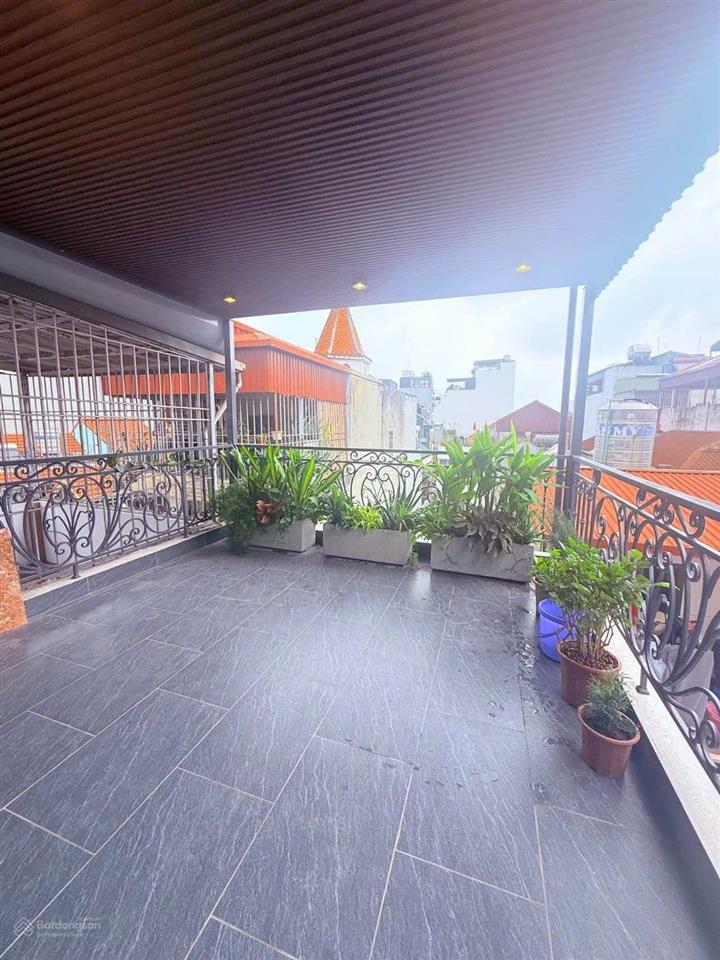 Bán nhà nguyễn sơn, 60m, thang máy, 5 ngủ, phun nội thất, gần tô tránh, 13xty