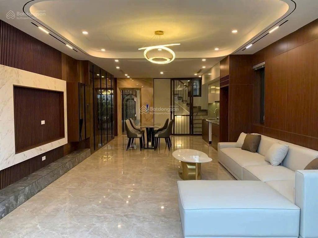 Bán tòa nhà việt hưng, 100m, thang máy, ga ra 2 ô tô , nội thất 5 sao, 23ty