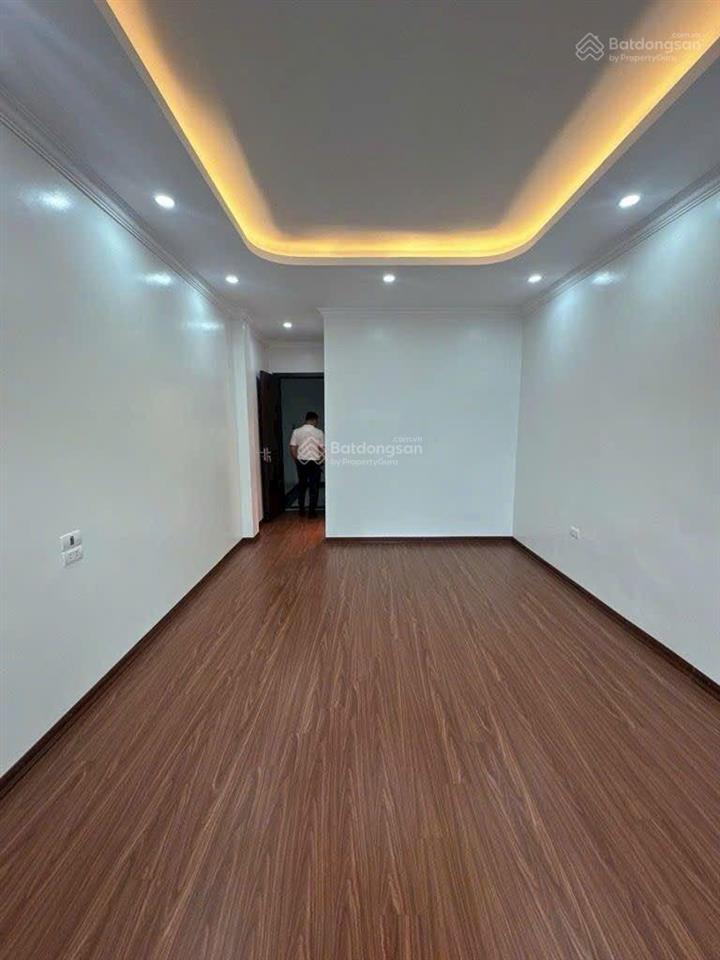 Nhà thanh am, việt hưng, 55m, 3 ngủ , mới tinh, 7xty