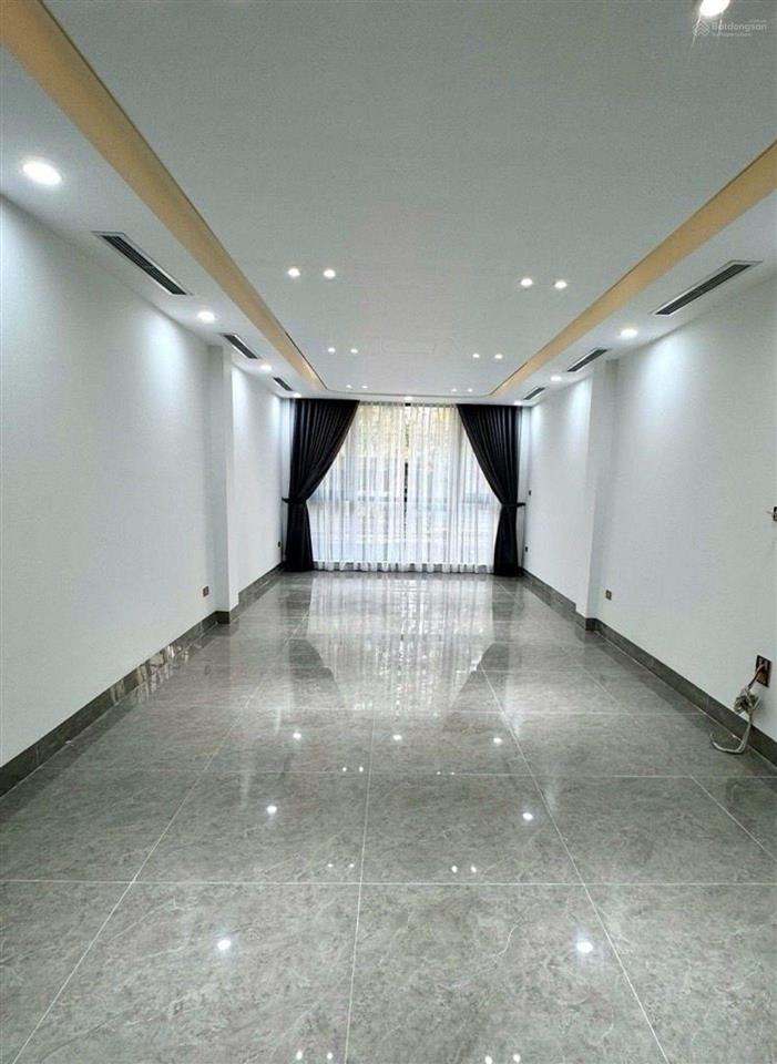 Bán nhà ngọc lâm, 55m, vỉa hè, thang máy, ga ra ô tô, kinh doanh đa dạng, nội thất sang sịn, 24x ty
