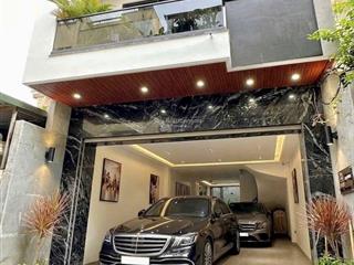 Bán nhà việt hưng, 110mmt 5.5m, ga ra 2 ô tô, thang máy , nội thất sang sịn, 23xty
