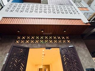 15 tỷ có nhà 7 tầng, thang máy, nguyễn văn cừ, nội thất sang sịn, dòng tiền có sẵn 40 triệu/tháng