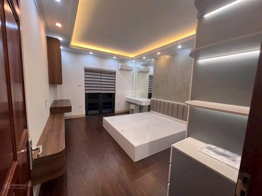 Bán nhà thanh am,56m ,5 ngủ, ô tô đỗ cửa, phun nộithất, 8xty