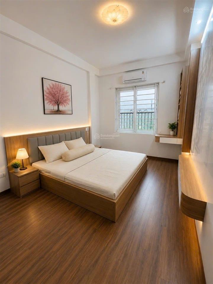 Bán nhà ngọc thụy,35m,3 ngủ,phun nội thất,6xty