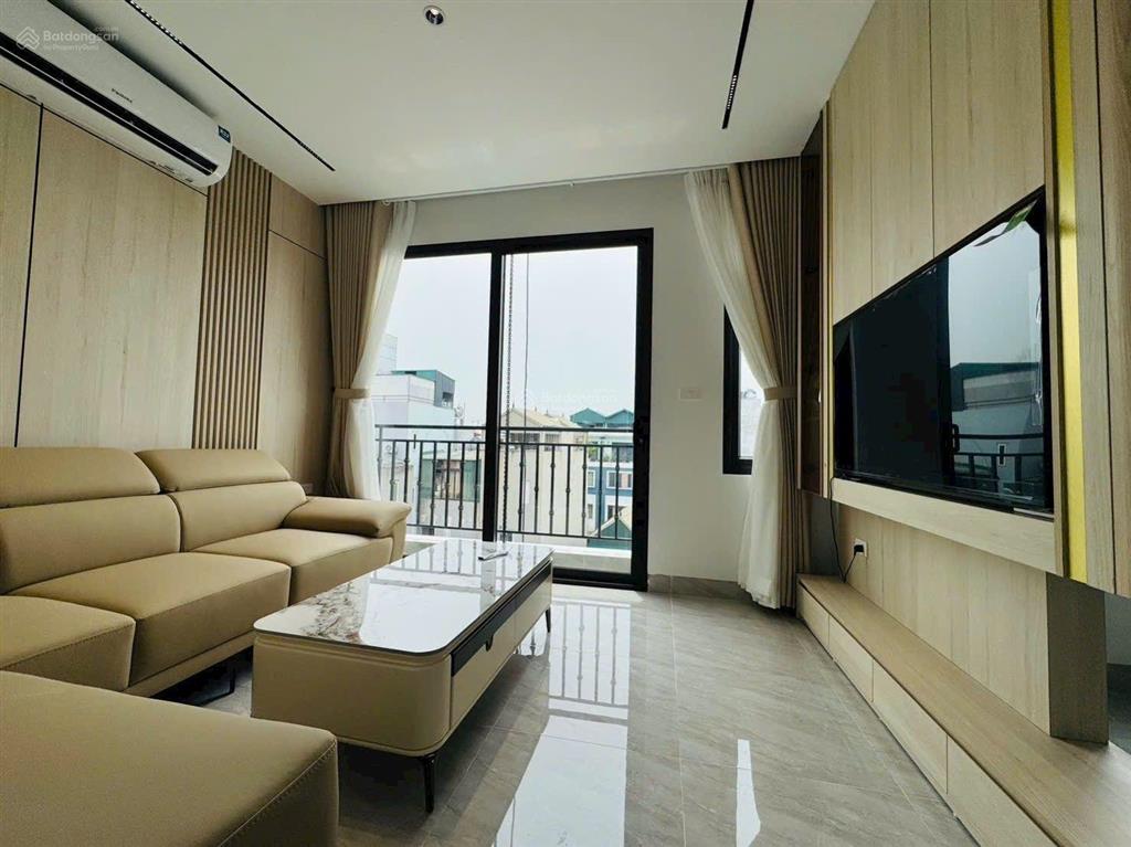 Bán nhà thanh am,việt hưng,46m, 4 ngủ,thang máy, nội thất sang sịn,gần đuờng 13m,8xty