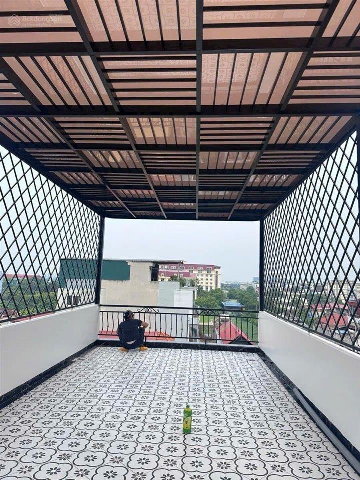 Bán nhà đức giang, 65m, mặt tiền 5m, 5 ngủ, ô tô tránh đỗ cổng, mới tinh, 9 tỷ