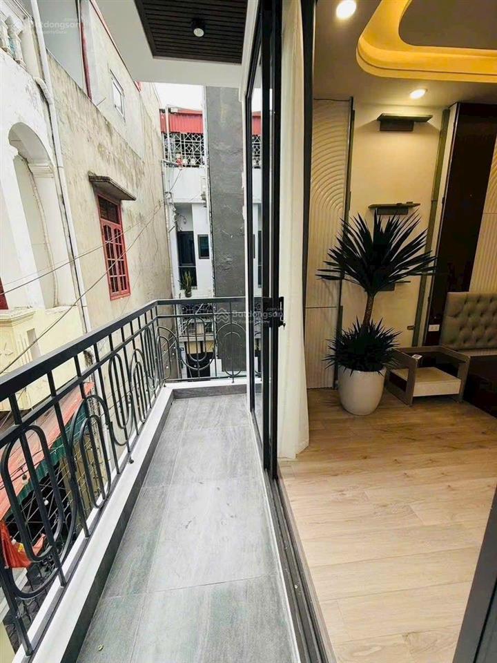 Bán nhà thang máy, thượng thanh, việt hưng, 55m, 4 ngủ, mới tinh, 9,3 tỷ