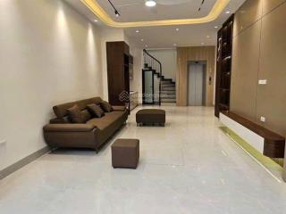 Bán nhà thang máy, thượng thanh, việt hưng, 55m, 4 ngủ, mới tinh, 9,3 tỷ